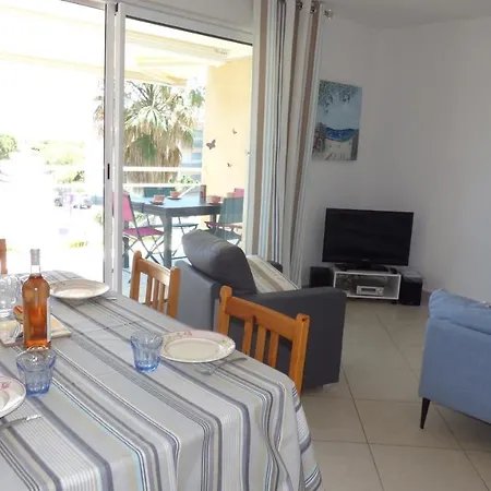 Apartment T3 Climatise, Les Bastides De La Plage, *